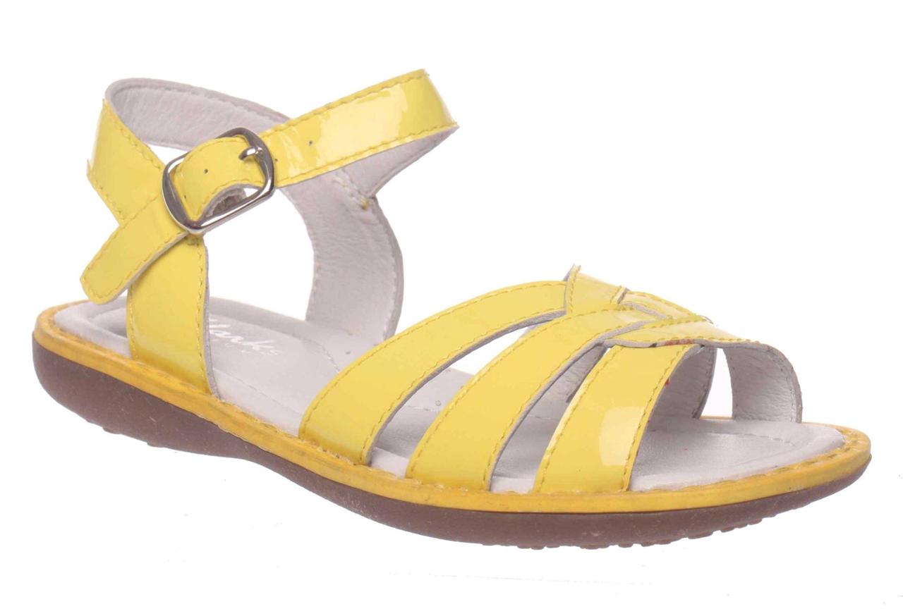 clarks school shoes stockists