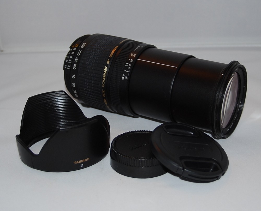 Tamron XR LD IF 28300mm Macro Zoom Lens for Nikon D70 D80 D90 D3100