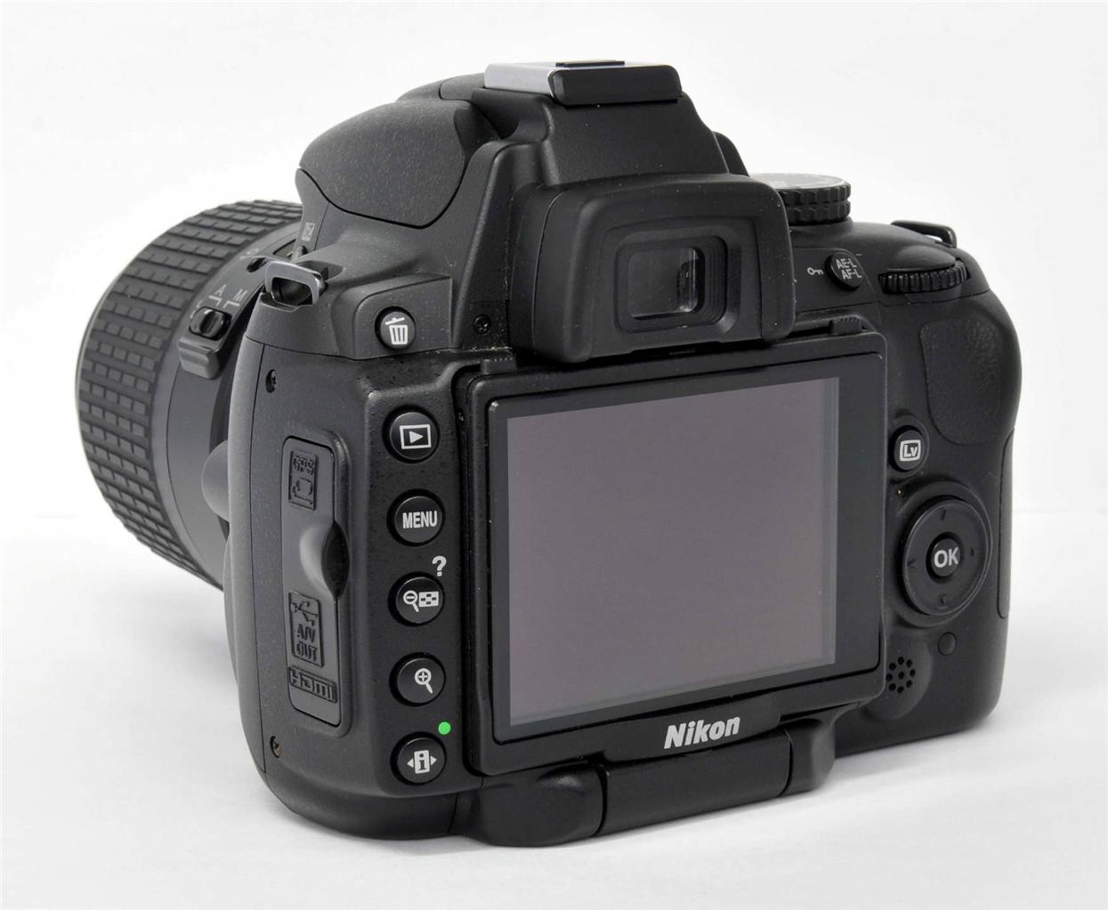 Nikon D5000 12.3 MP Digital DSLR Camera Kit w/AFS DX VR 1855mm 3.55