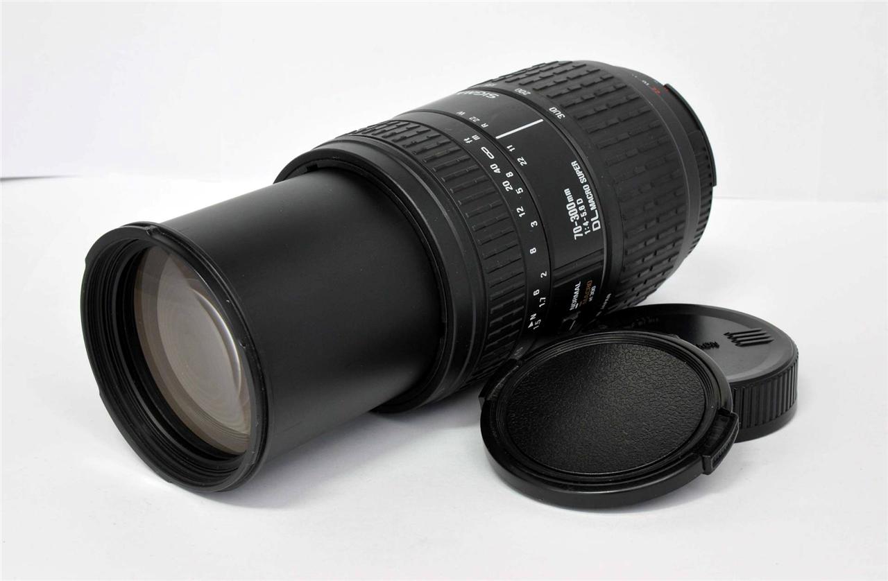 Sigma 70300mm D DL Macro Super Zoom Lens w Hood for Nikon D3200 D5100