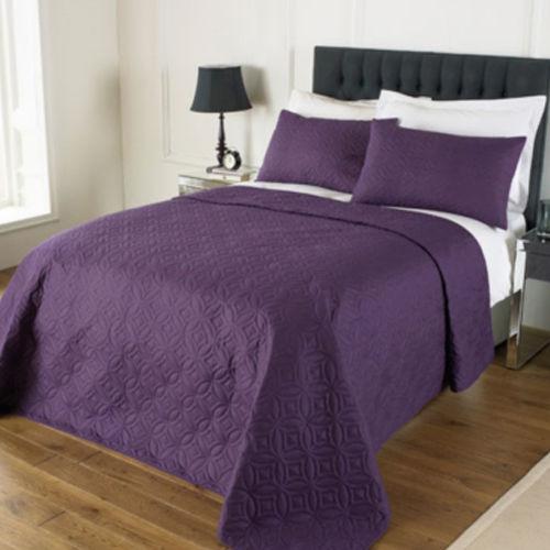 Embossed Bedspread and 2 Pillow Shams Double King Size Quilted Throw