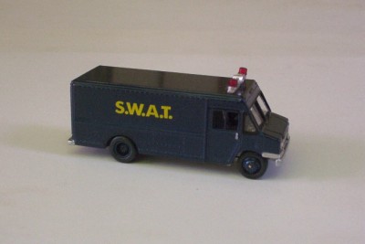 Toy+Swat+Trucks SWAT TEAM Van Truck BLUE Johnny Lightning LE 164 Truck Police LEO