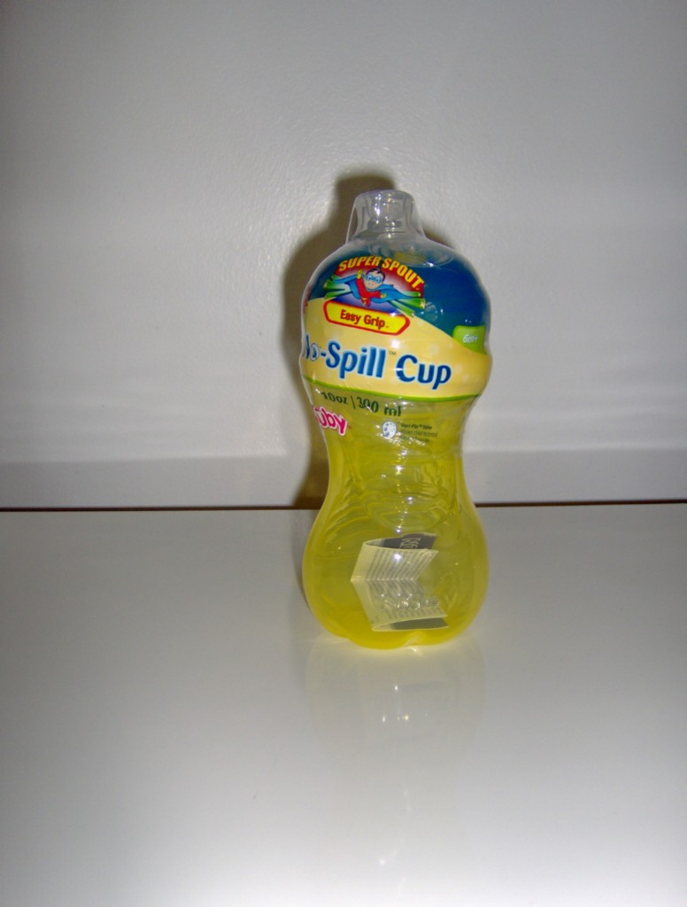 Nuby Super Spout 10 oz Sippy Cup NO SPILL NEW ITEM! B/Y