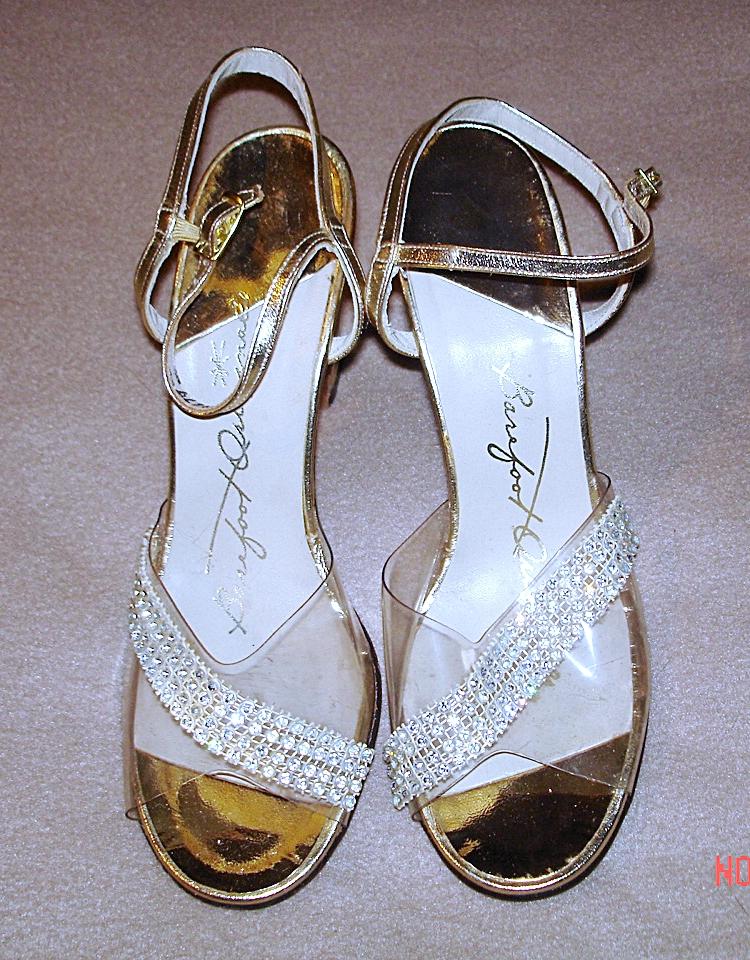 VINTAGE BAREFOOT ORIGINALS RHINESTONE &amp; GOLD SHOES HEELS