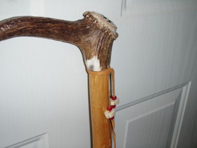 Carving Hiking Sticks on Walking Hiking Stick Ash Wood Elk Handle Carved Wolf   Ebay
