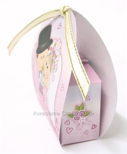 Side View Cute Couple Favor Box