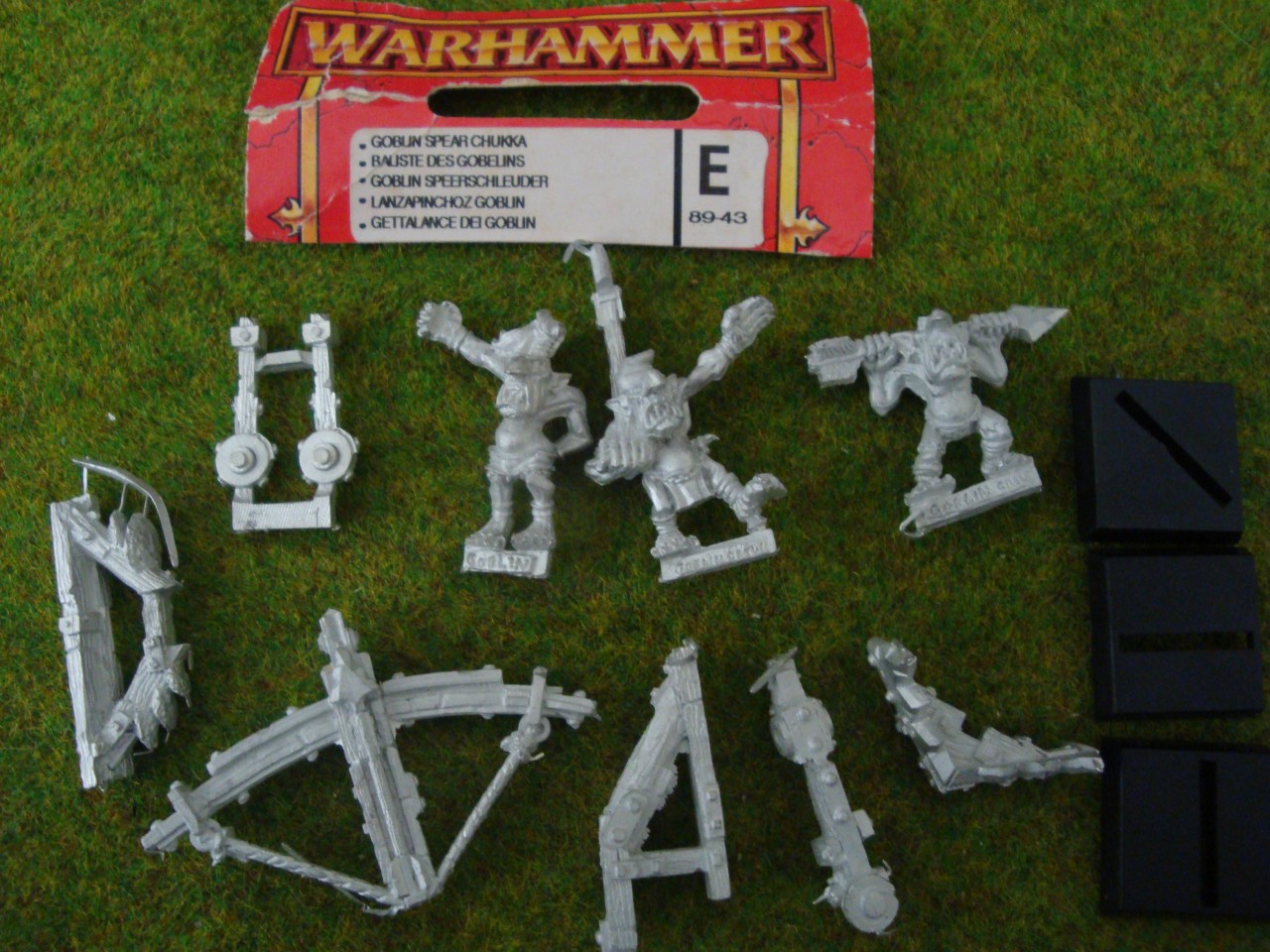 Goblin-Spear-Chukka-MINT-metal-figure-Warhammer-Orcs-Army-Games-Workshop