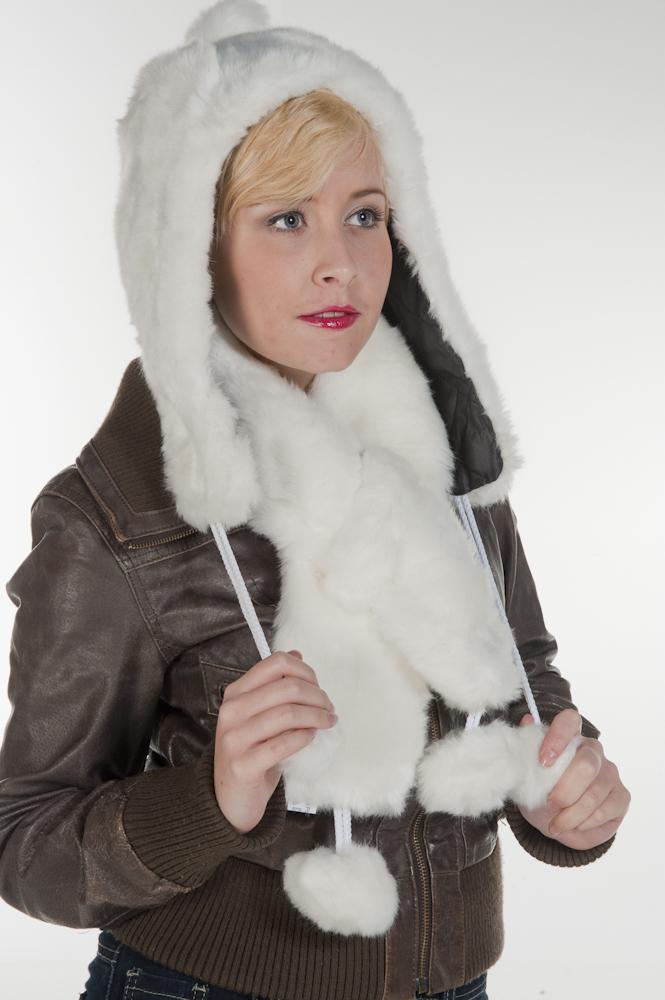 Ladies Teens Girls Faux Fur Pom Pom Trapper Hat Winter Hat Red Black