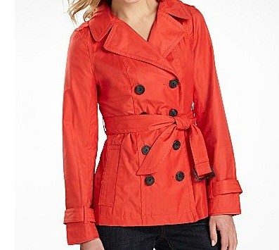 Winter rain coats women Handmade raincoats. STUTTERHEIM creates beautiful yet functional rainwear in the highest quality. All coats are handmade using the finest craftsmanship and .