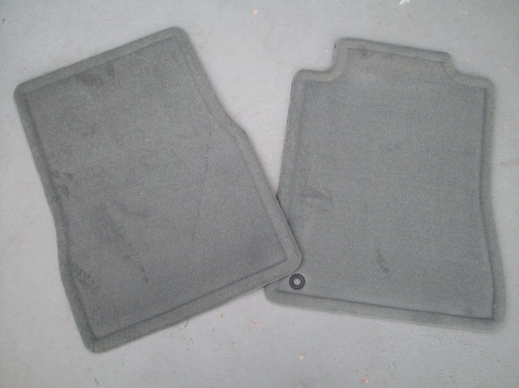 2005 2006 2007 2008 2009 FORD MUSTANG GT OR V6 CARPETED FLOOR MATS 2 PC
