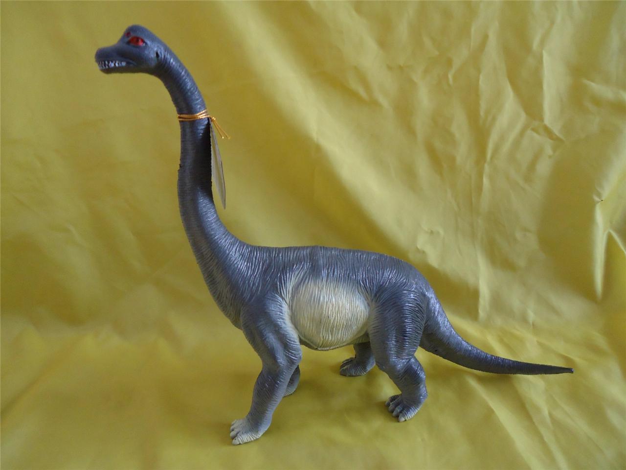 t rex and brachiosaurus