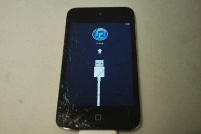  Ipod Touch Screen Works on Ipod Touch 8gb 4th Generation Camera Shattered Cracked Screen Works