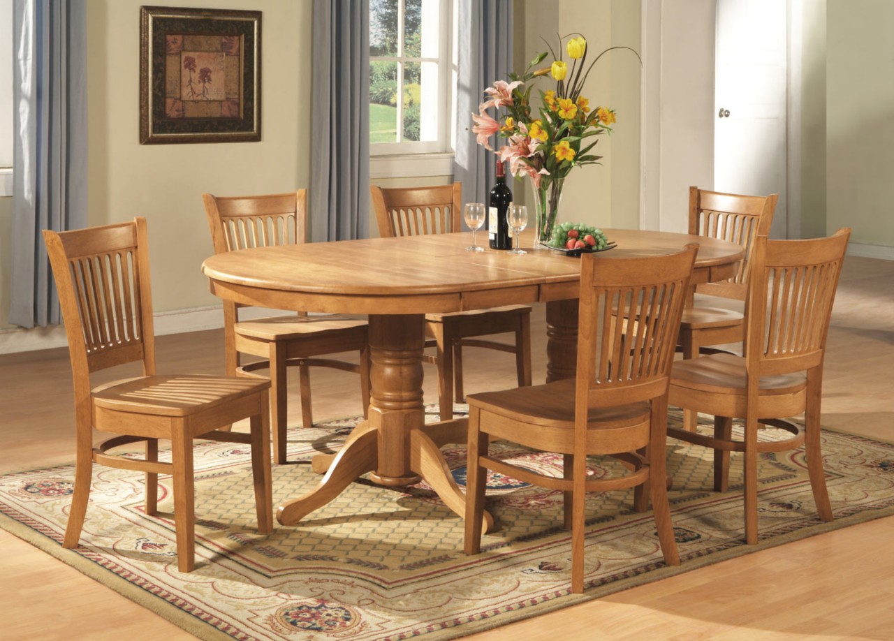 oak wood kitchen table and chairs Oval Oak Dining Room Table and Chairs | 1280 x 918