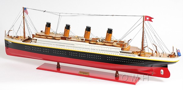 RMS Titanic Model Cruise Ship Ocean Liner