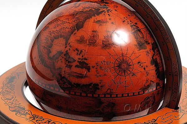 ITALIAN OLD WORLD STYLE GLOBE TABLE TOP