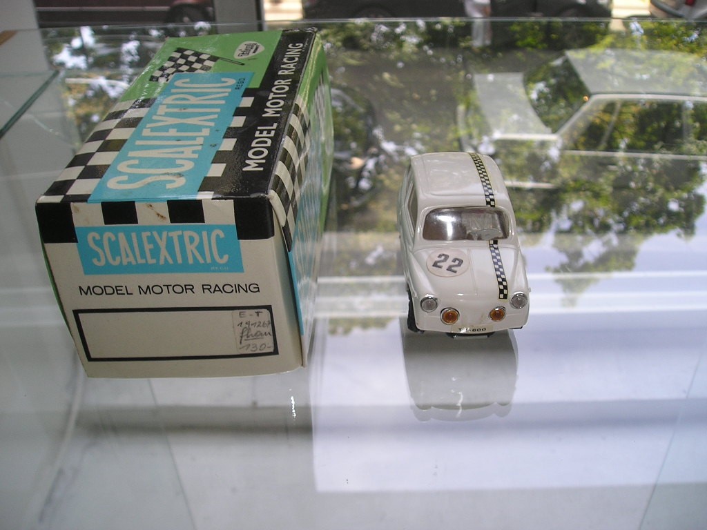 Voiture Scalextric CFTC SEAT TC 600 – EXIN FIAT Blanche – Occasion