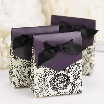 Purple Wedding Favor Boxes on Wedding Party Favor Candy Floral Purple Black White Tent Gift Boxes