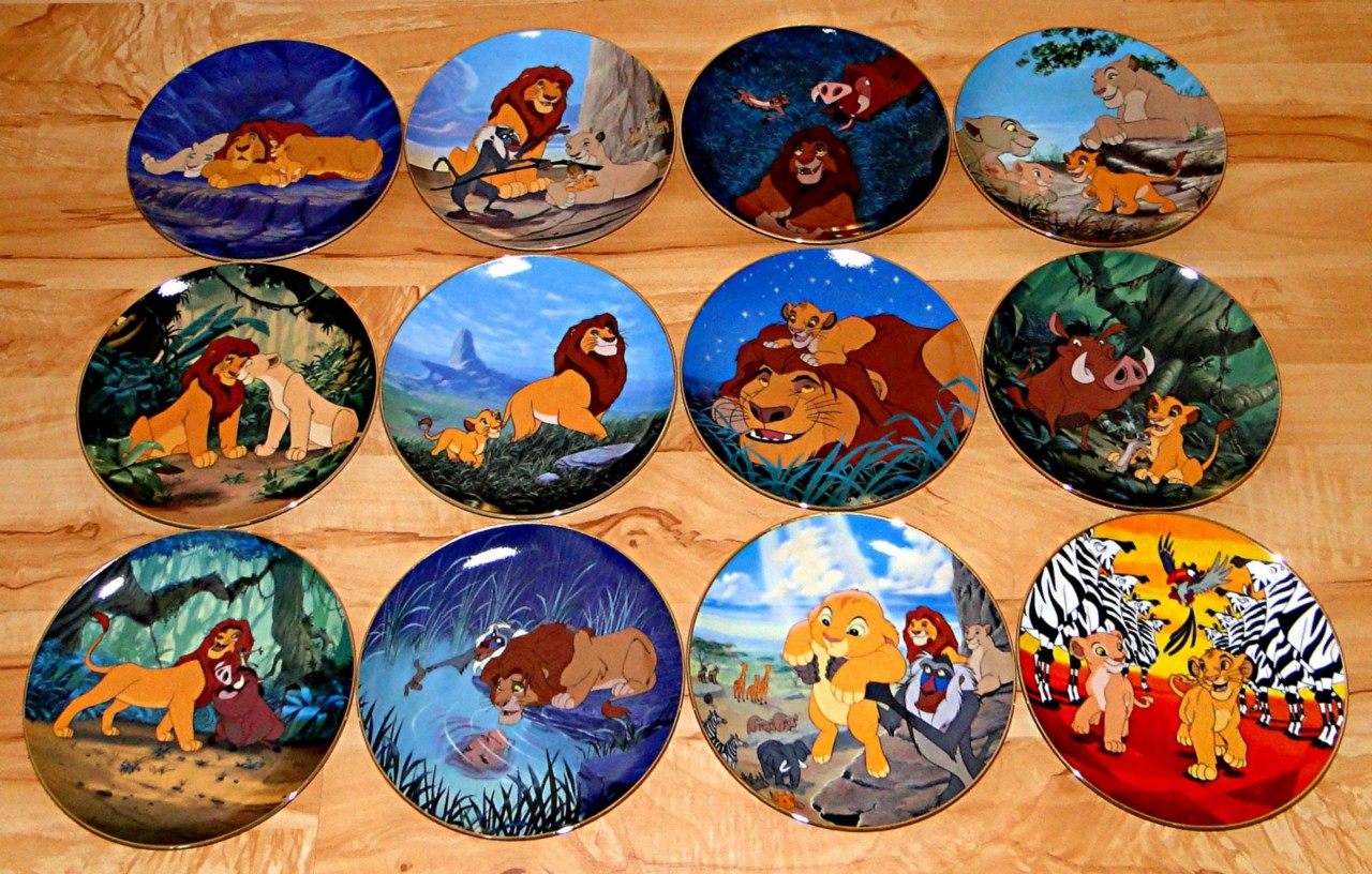 THE LION KING BRADFORD EXCHANGE DISNEY PLATE SET LOT