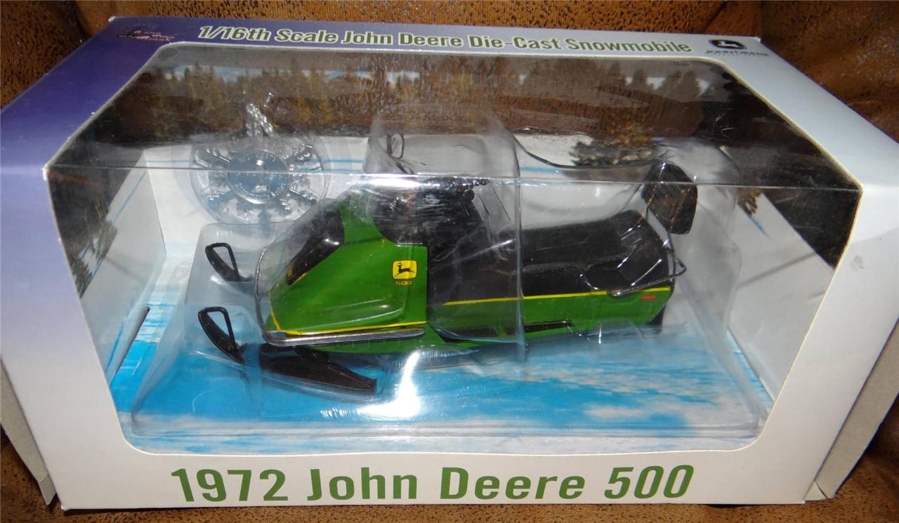 1972 John Deere 500 1/16th Scale John Deere 500 Die Cast Snowmobile Toy
