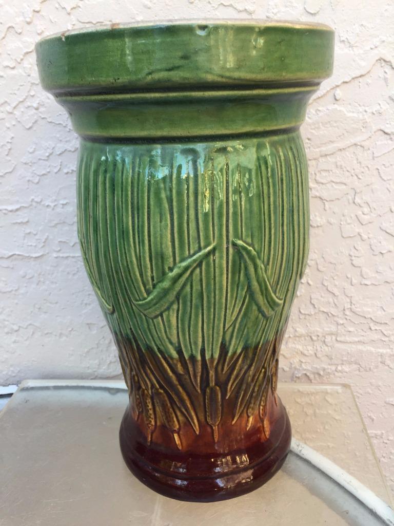 ARTS & CRAFTS CATTAIL BULRUSH MAJOLICA McCOY POTTERY JARDINIERE