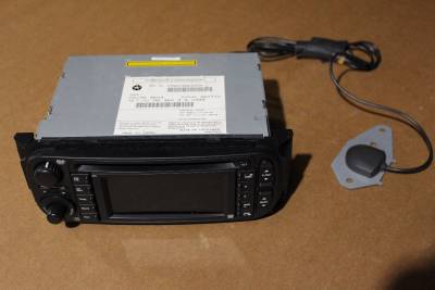 02 Chrysler Dodge Jeep Car Truck Van Rb1 Navigation Gps Amp Cd