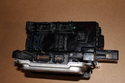 2006 Dodge Magnum Charger Chrysler 300c Tipm Fuse Box