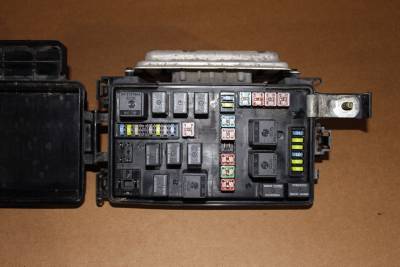 2006 Dodge Magnum Charger Chrysler 300c Tipm Fuse Box
