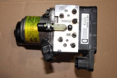 2006 08 Lexus Rx400h Toyota Highlander Hybrid Abs Pump