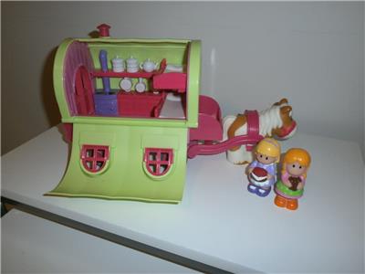 happyland xmas set
