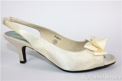 Wedding Shoes  Heel on 1877 New Low Heel Ivory Wedding Bridal Shoes Size 3   8   Ebay