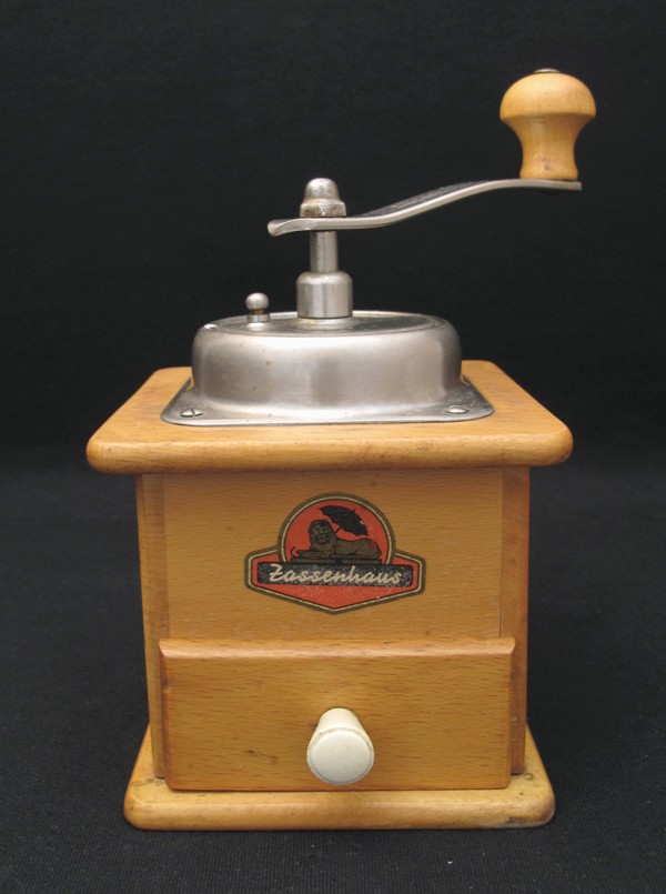 VINTAGE GERMAN WOODEN ZASSENHAUS COFFEE ESPRESSO GRINDER MILL HAND