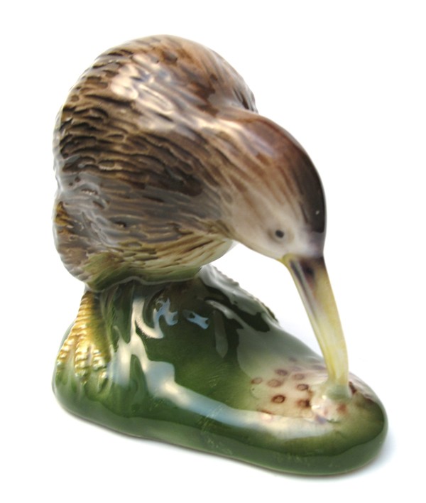 VINTAGE NEW ZEALAND KIWI BIRD POTTERY FIGURINE eBay