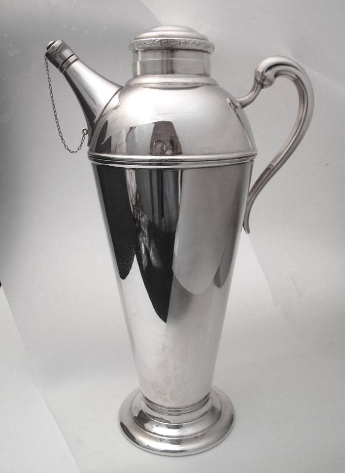 EXCEPTIONAL VINTAGE 1930s ART DECO QUALITY SILVER PLATE COCKTAIL SHAKER