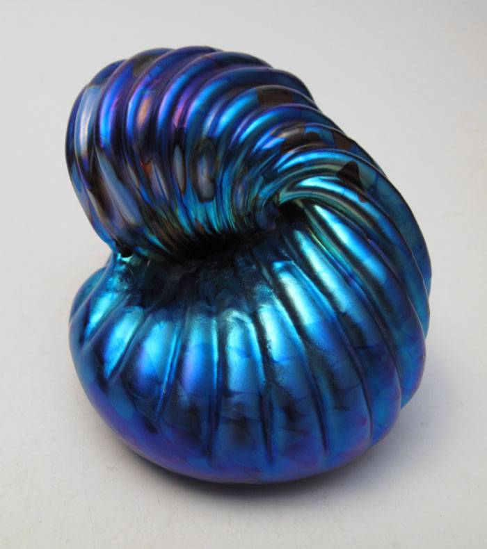 SIGNED COLIN HEANEY CBHG IRIDESCENT AUSTRALIAN ART GLASS WAVE