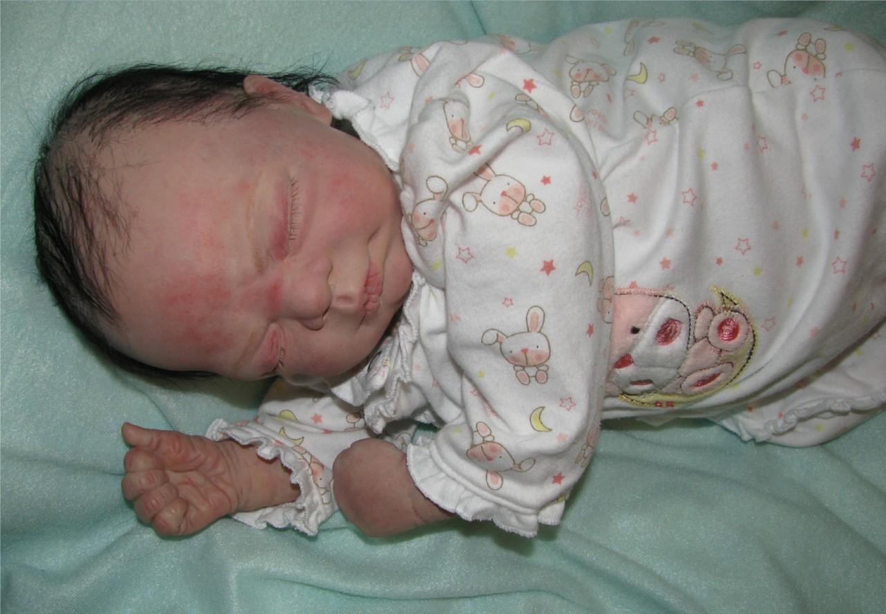 eBay Image Hosting at www.auctiva.com