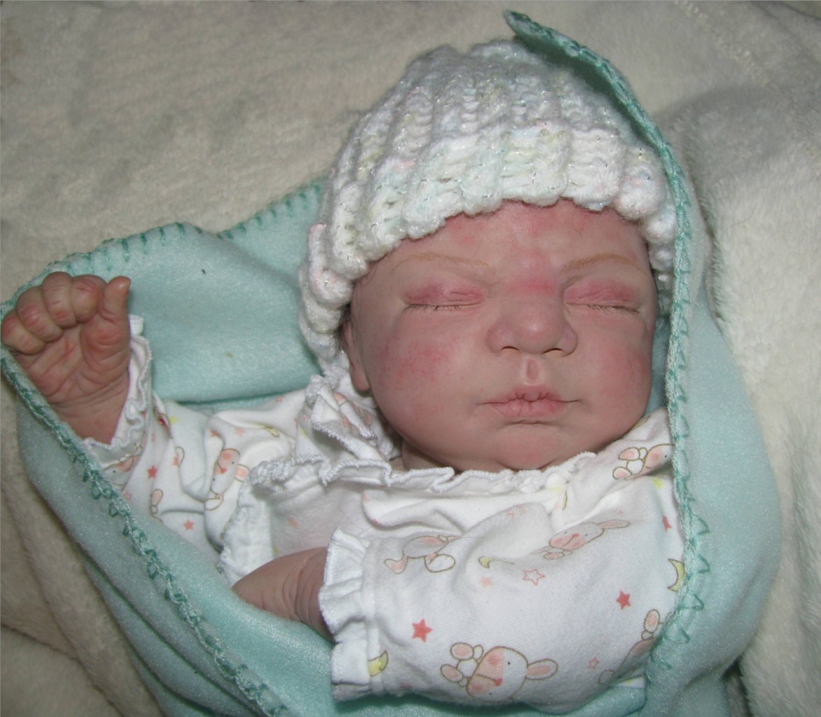 eBay Image Hosting at www.auctiva.com