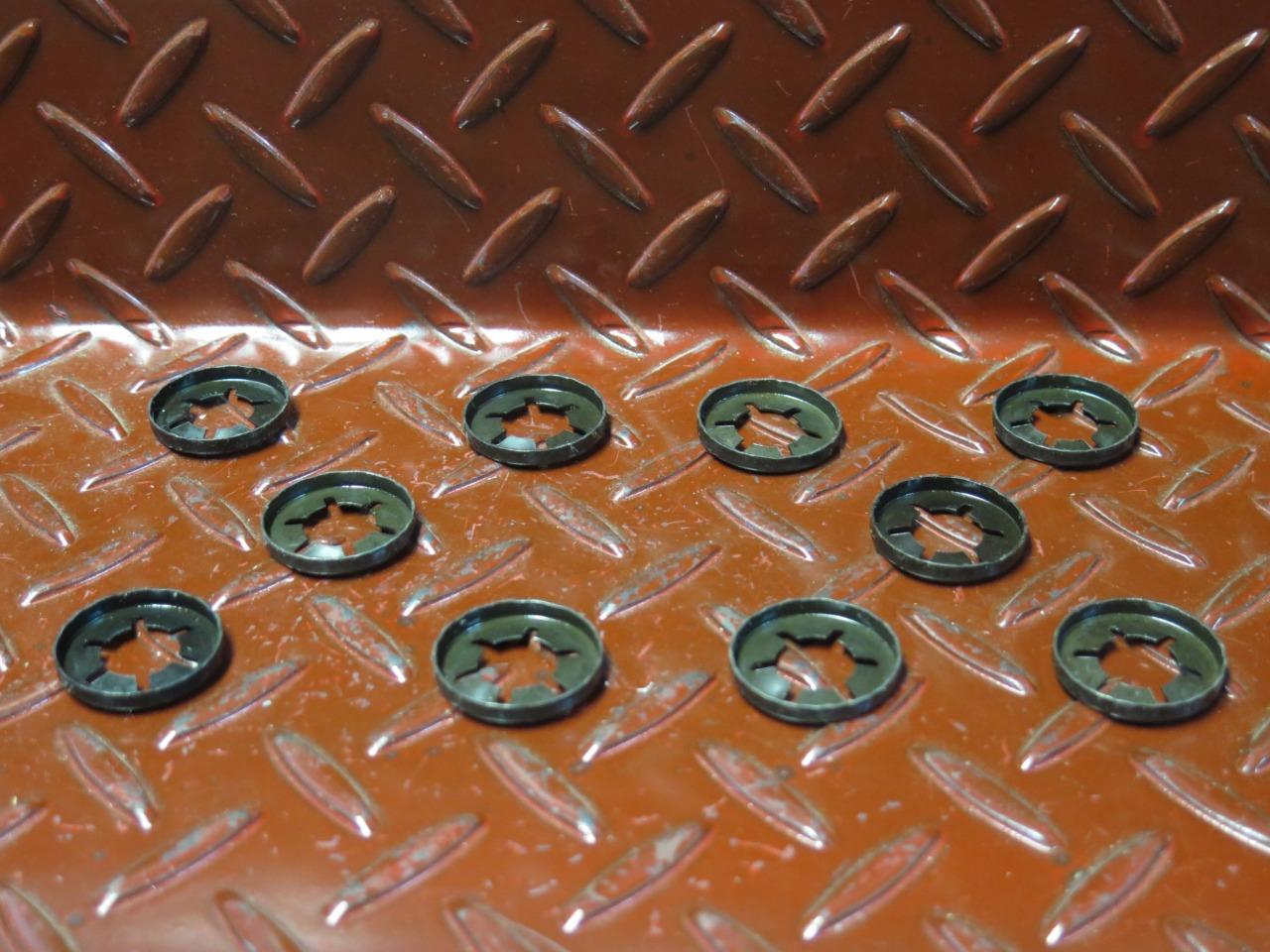 10 X HEAVY DUTY lawn mower 1/2" wheel retainer push speed clips suit