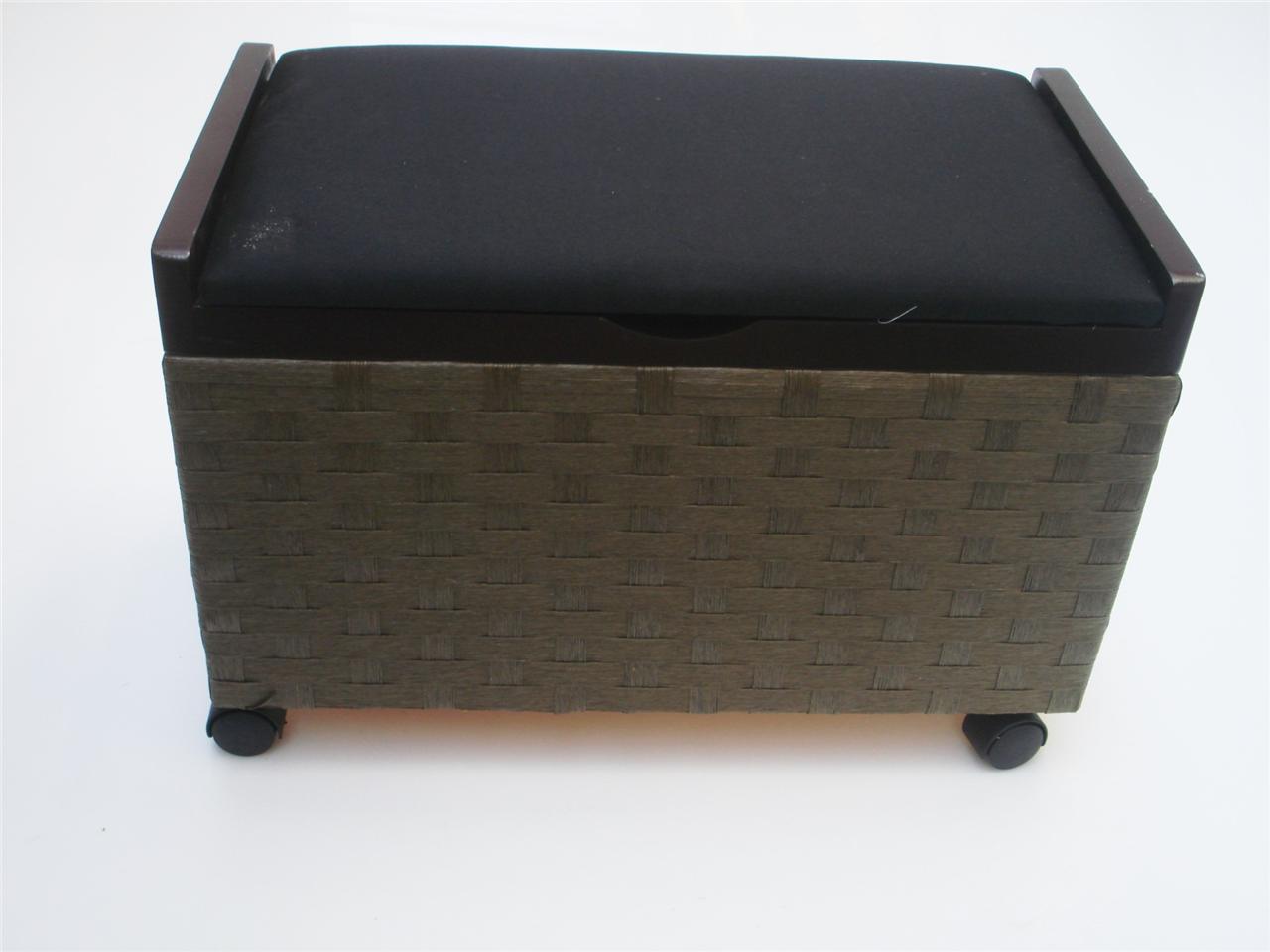 laundry box with lid