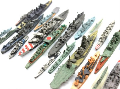 FREE SHIPPING NEW LOT 24 PCS Axis &amp; Allies War At Sea Miniatures Ship ...
