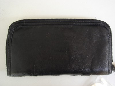 Apple Bottoms on Apple Bottoms Zip Around Wallet Black Nwt   Ebay