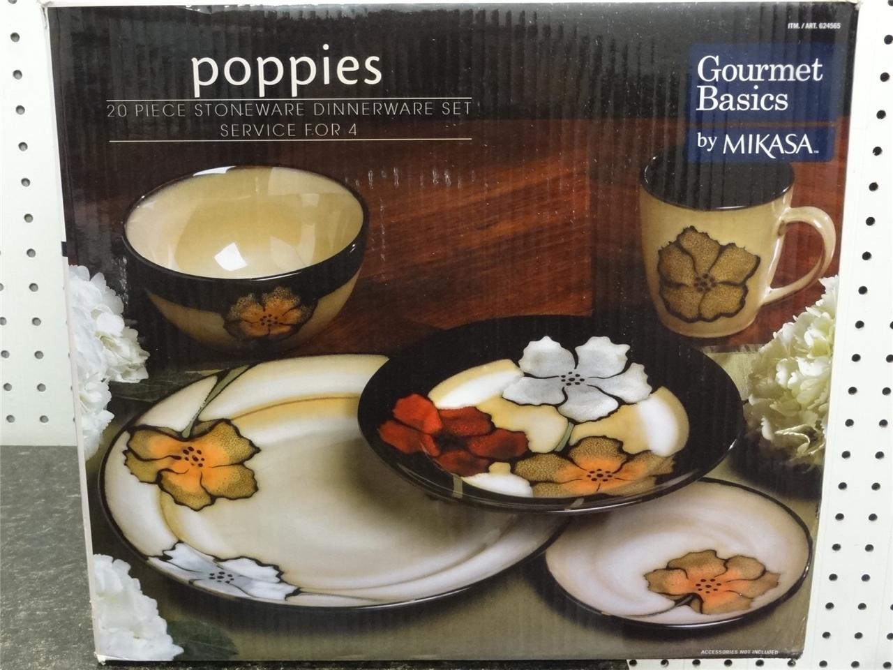 NEW! Gourmet Basics By Mikasa Poppies 20 Pc. Stoneware Dinnerware Set