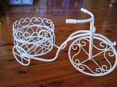 Kitchen Design Photos Hangers on Handmade Metal Tricycle Garden Plant Pot Holder Cream Ebay