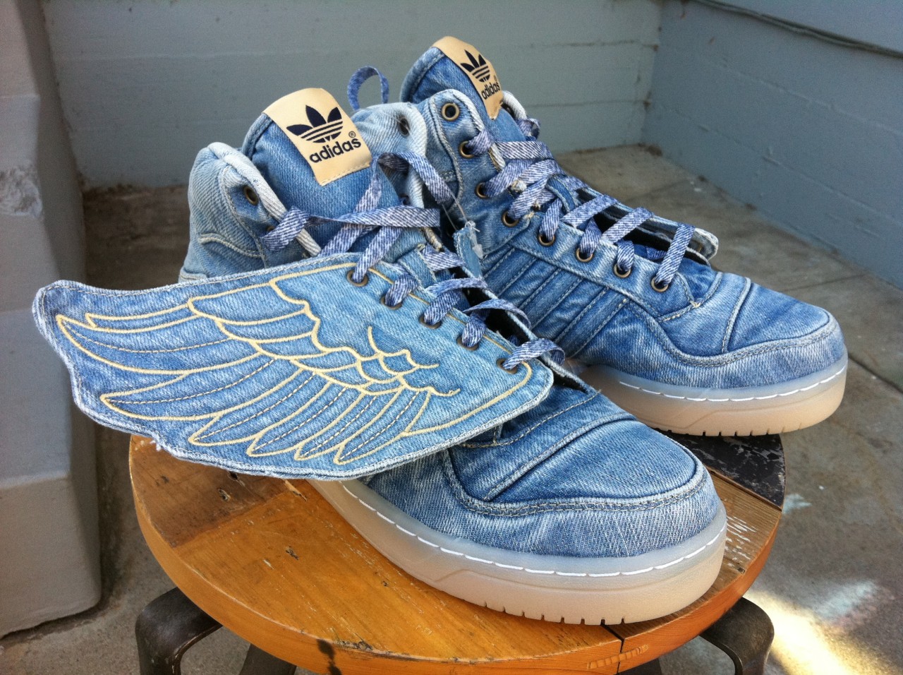 Adidas JS WINGS DENIM Jeremy Scott usa bones panda bear leopard | eBay