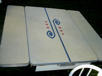 Formica  Kitchen Tables on Kitchen Table Chairs White Red Formica 1940s Chrome Leg   Ebay