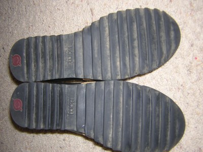 Born Shoes  Kids on Oxford Cut Shoes From Born Shoes  They Are Black And Tan Leather