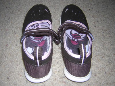 Nikeshoes on Nike Free Mary Jane Si Sneakers Yoga Shoes Women S Sz 6   Ebay