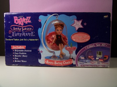 Modern Funky Furniture on Bratz Funky Fashions Furniture Retro Swing Chair With Doll New  Ships