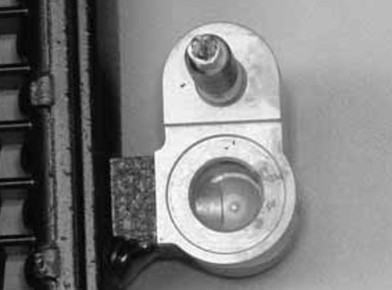 New A C Condenser Fit Gmc Envoy 5 3l 2005 2006 2007 2008