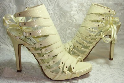 Anne Michelle Shoes on Anne Michelle Stiletto Strappy 4 5  High Heels Sz 6