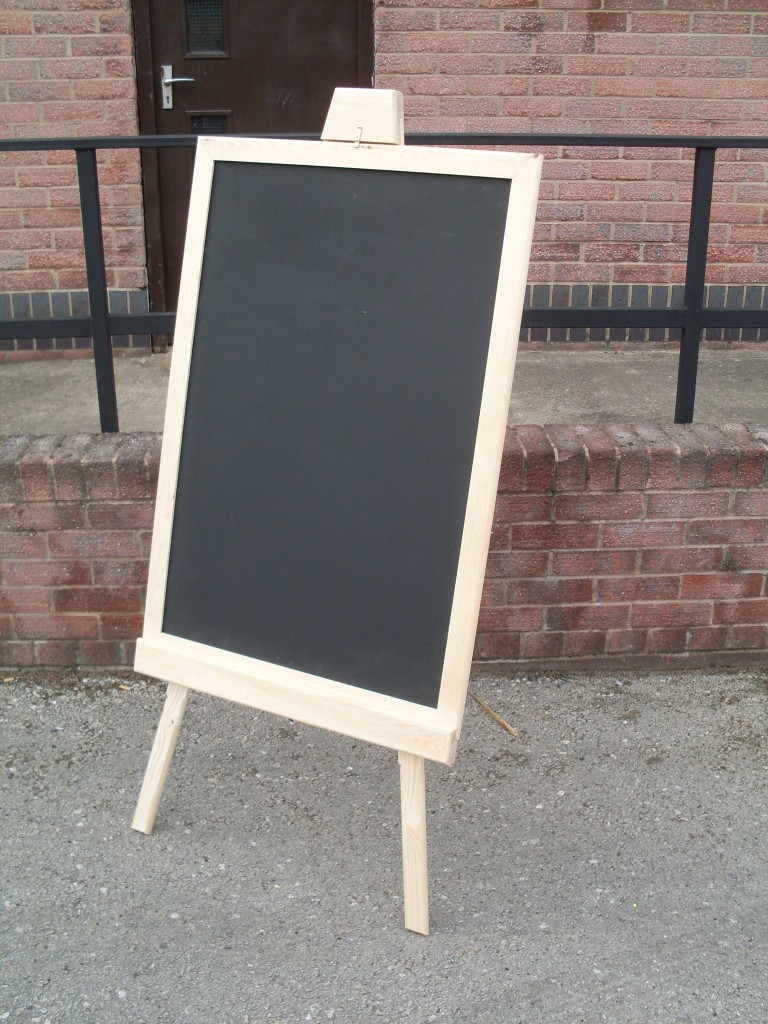 RETAIL/HOTEL/RESTURANT/LOBBY ENTRANE HALL CHALKBOARD EASEL BLACK CHALK